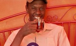 "كفراغٍ واضح" ديوان جديد للشاعر التشادي حمزة باشر